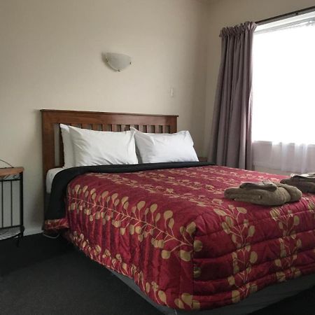 Aaron Court Motel Тімару Екстер'єр фото