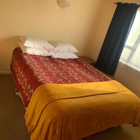 Aaron Court Motel Тімару Екстер'єр фото