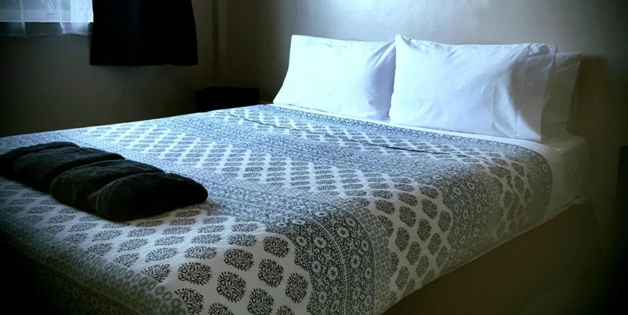 Aaron Court Motel Тімару Екстер'єр фото